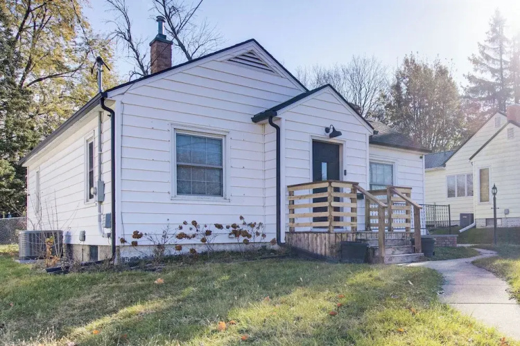 Updated & Charming! Waterloo Home w/ Patio