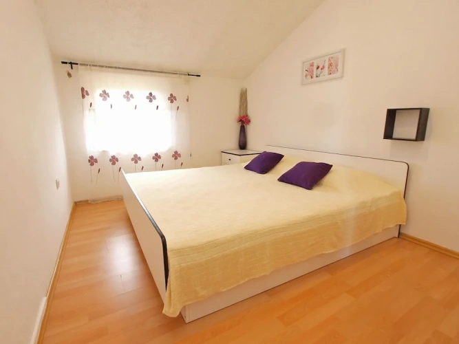 2 Bedrooms Apartment with balcony