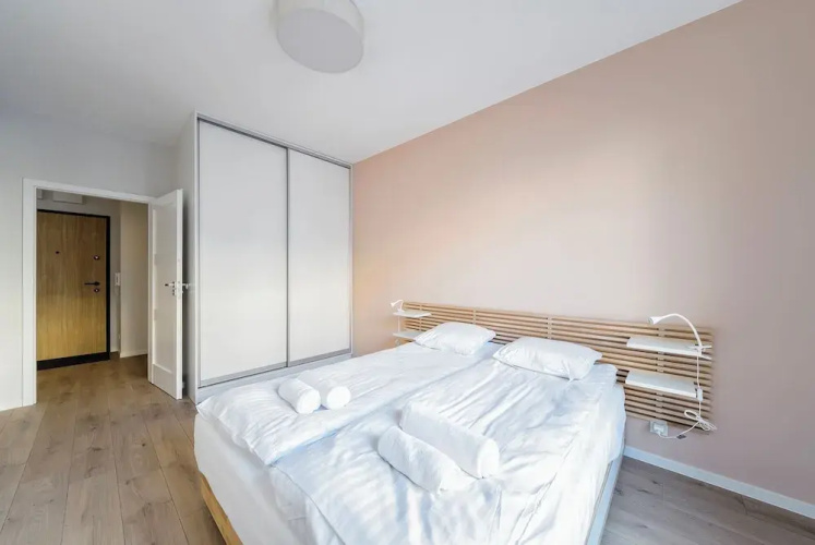 RentPlanet - Apartament Dąbrowskiego