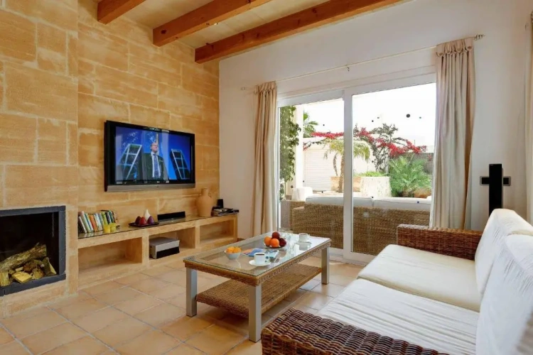 3 Bedrooms Villa