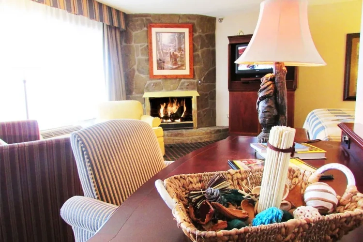 Superior Suite with balcony and with mountain view