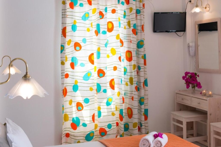 Standard Triple room with balcony