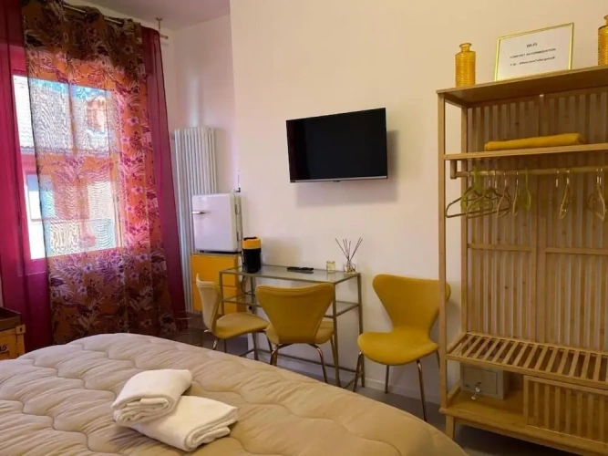 2 Bedrooms Deluxe Suite with balcony and with courtyard view