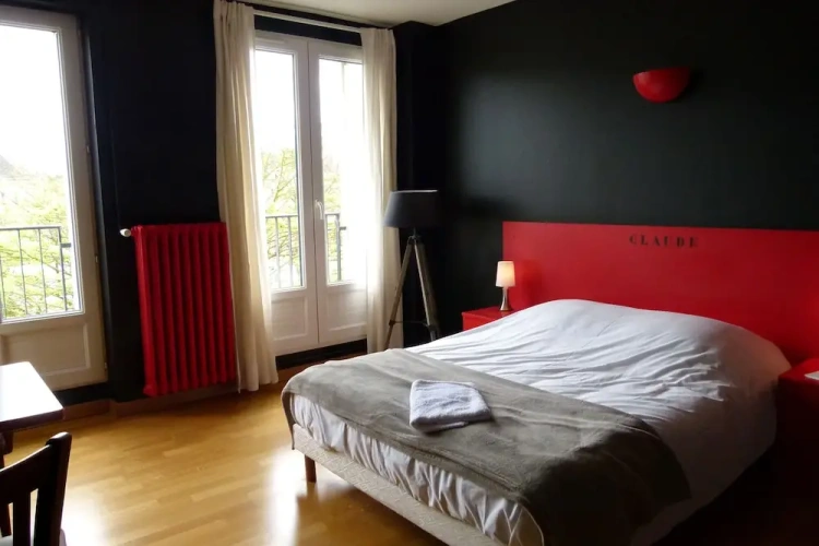 Comfort Triple room with city view