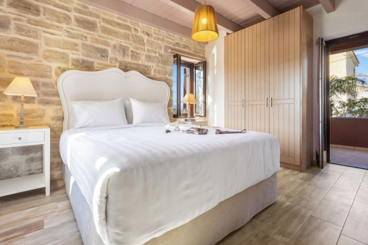 Phaistos Villas Elegant South Residence