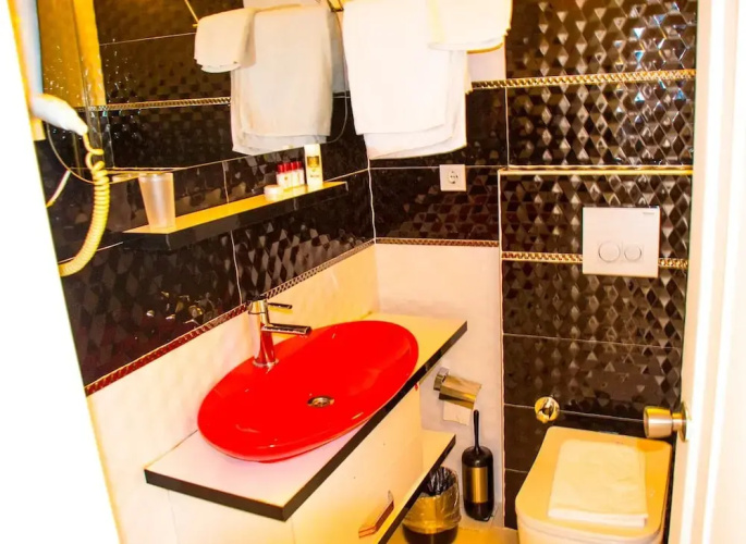 Gonulden Otel