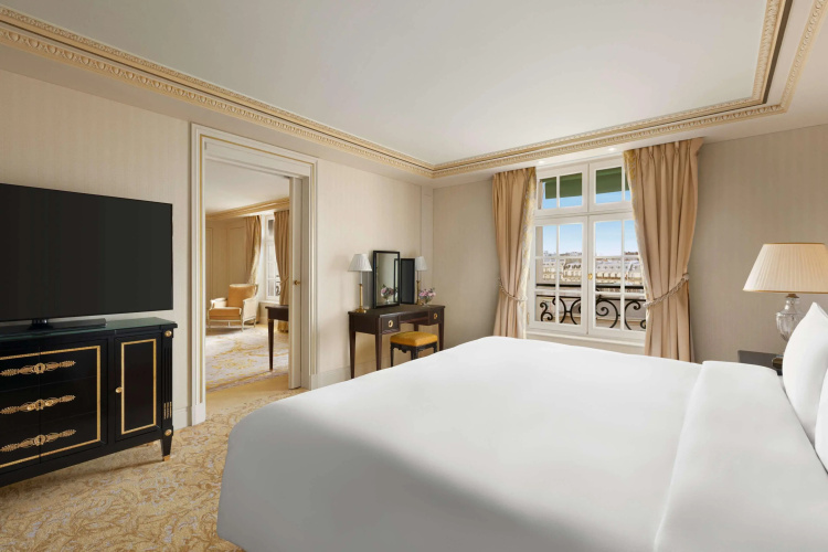 Shangri-La Paris Hotel