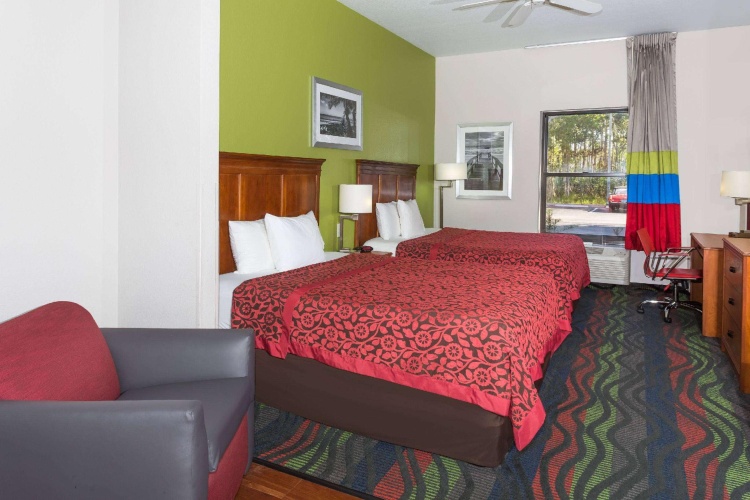 1 Bedroom Quadruple Suite