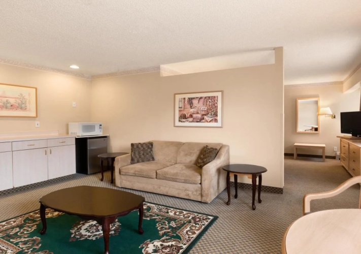Travelodge Calgary University
