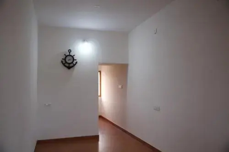 Dee Dee Ladies Hostel
