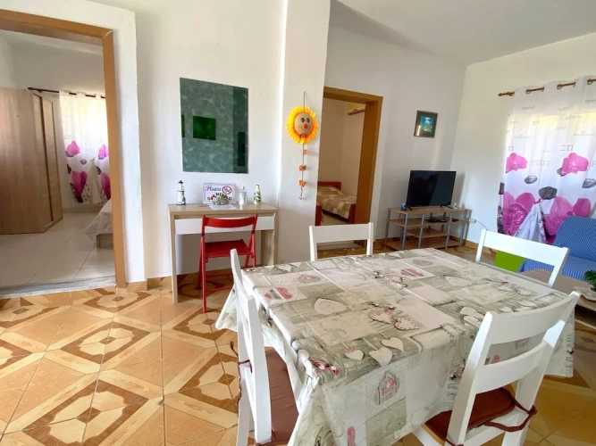 2 Bedrooms Family Cottage with sea view