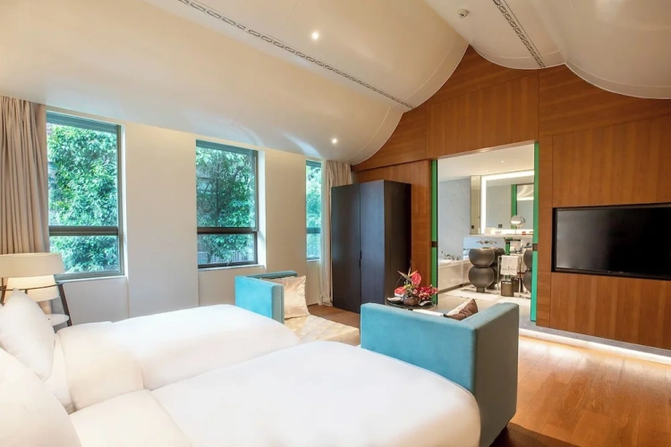 Premier Twin room