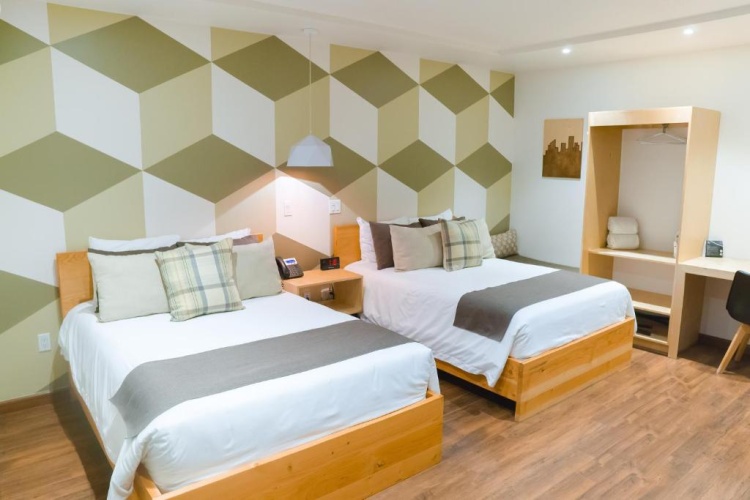 Standard Twin room