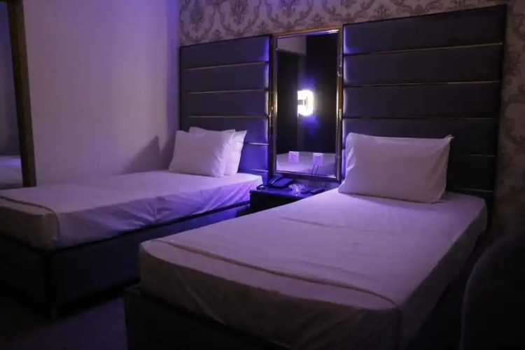 Red Fort Hotel Lahore