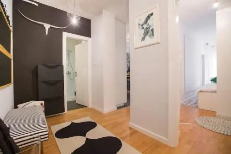 Hella Apartment