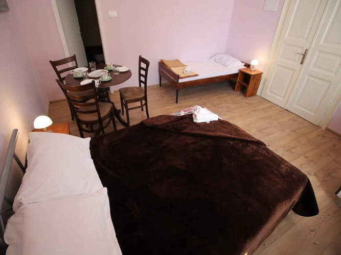 Apartment Ivona CK 1