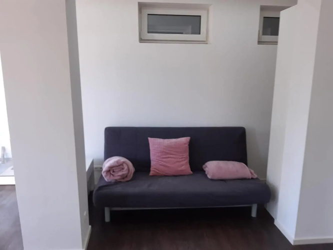 Luxuriöse Wohnung mit eigenem Garten