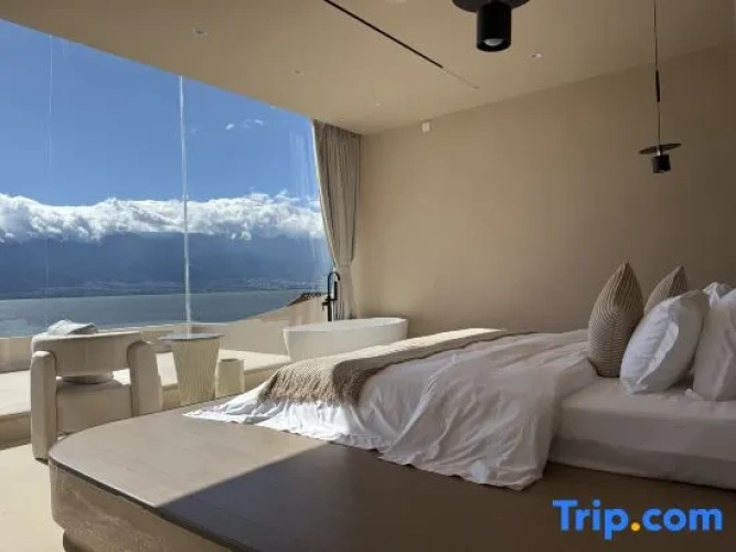 Luxury Family Suite with sea view