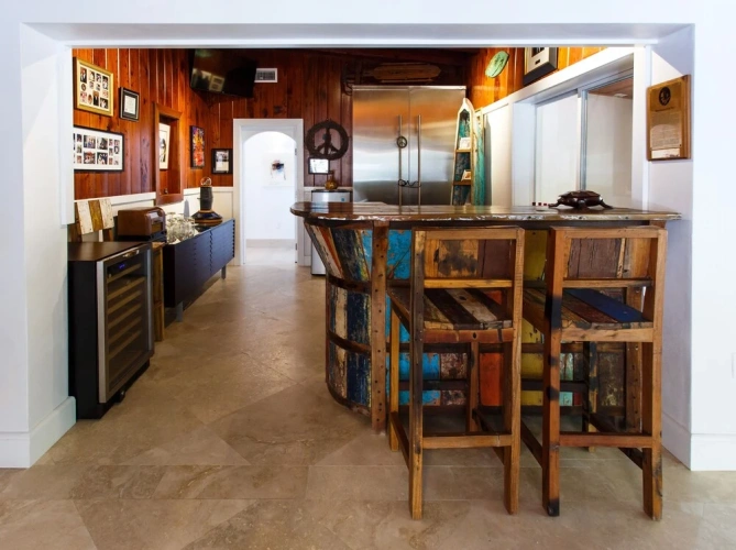 Grand room
