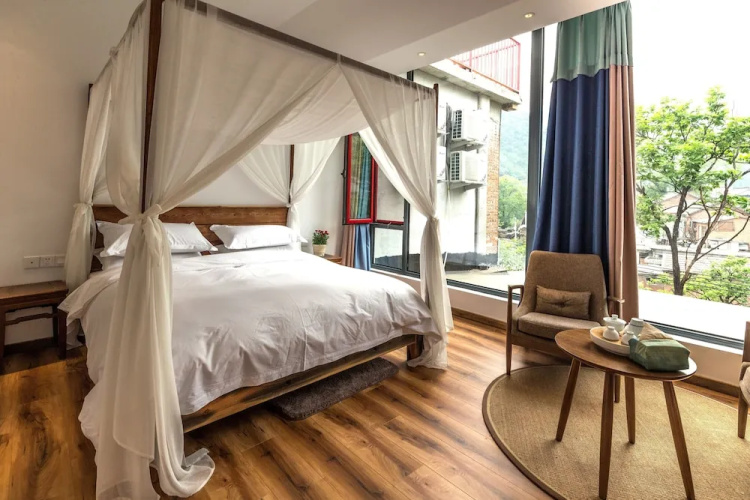 Lotus Mountain Boutique Inn