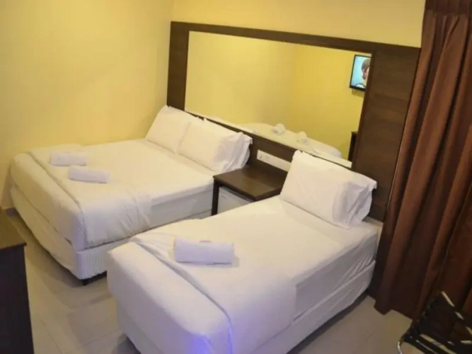 Quadruple Suite