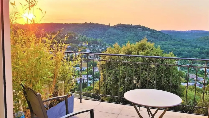 Villa Jacaranda