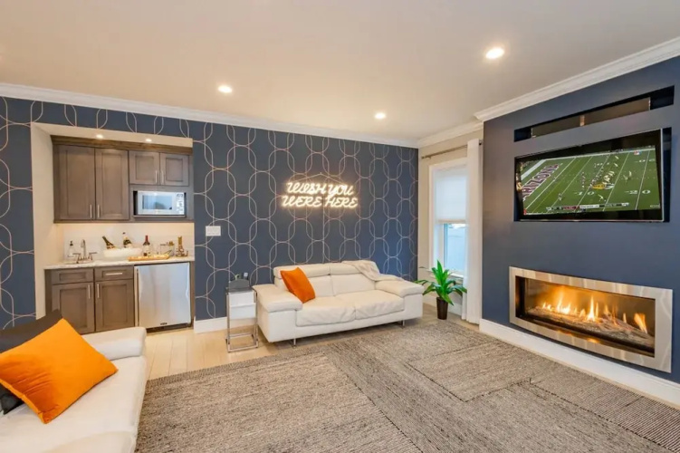 Spacious 6BR Beach Home With Elevator Heated Pool - Ideal for Family Vacations