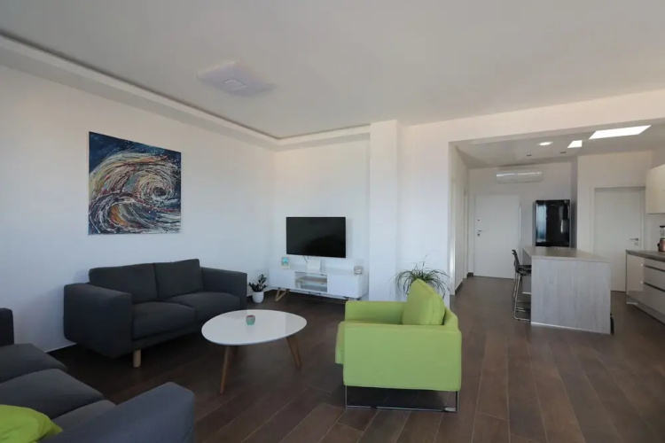 Apartment M&J