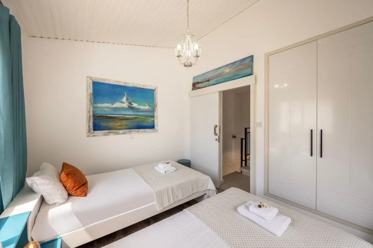 Larnaca Seaside Villa Marina 44