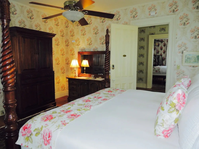 Burnap's Bed & Breakfast and Beyond