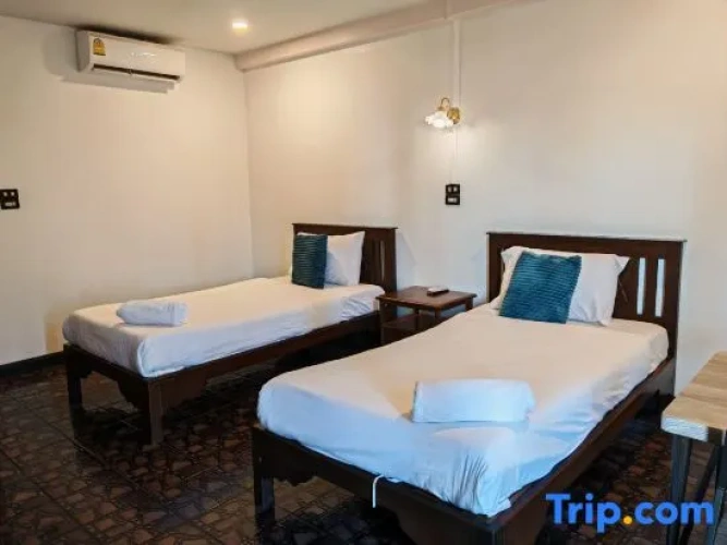 Business Triple room