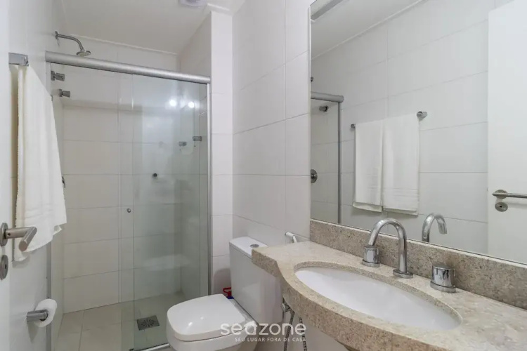 Apt With Private Barbecue and Pool Pea1301