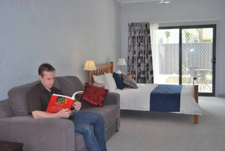 Brayfield Cottage