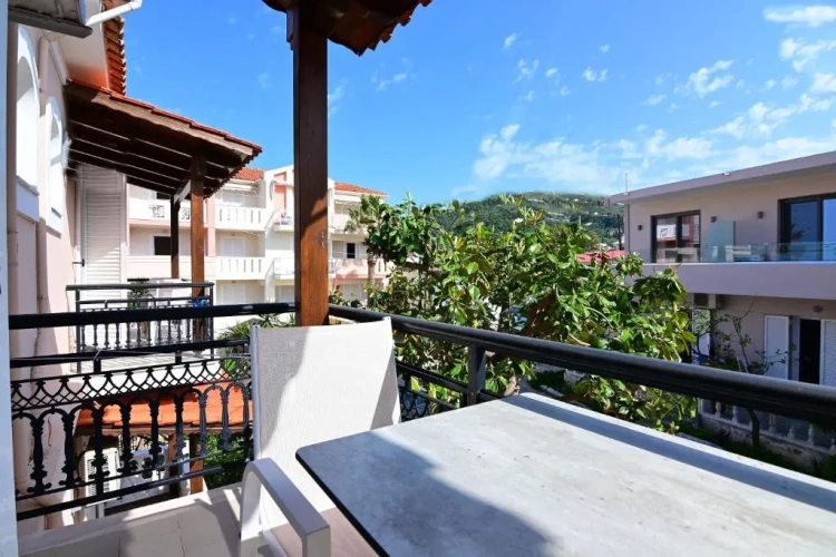 Standard Double room with garden view