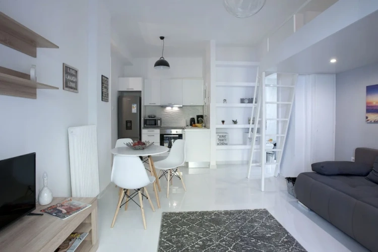 Apartment with balcony