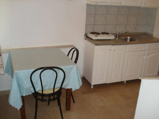 Villa Avra