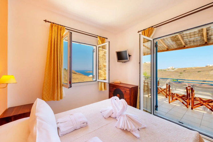 Sunrise Beach Suites