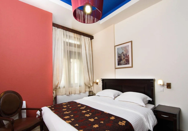 Arktos Suites