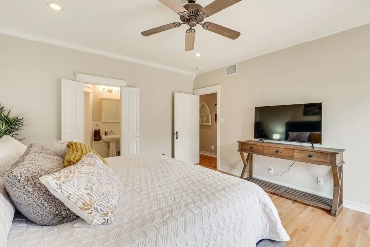2 Bedrooms Cottage
