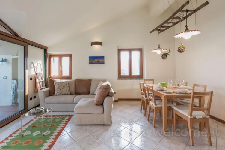 Easy Welcome Civenna Lake View