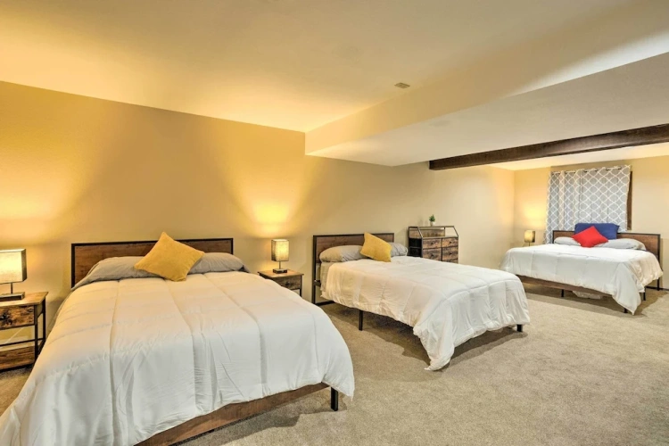 4 Bedrooms Cottage