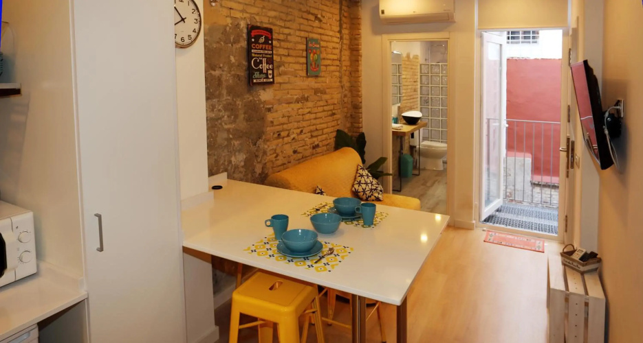 Loft independiente con Piscina compartida en Centro de Valencia