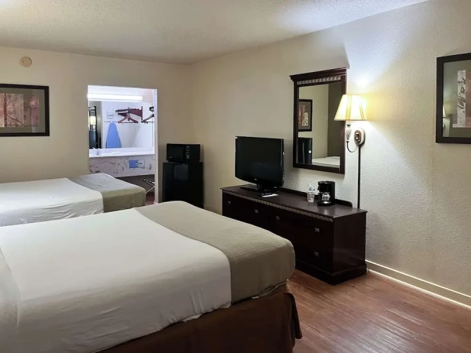Standard Quadruple room