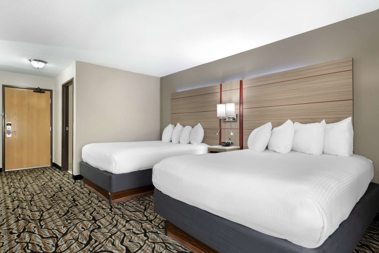 Standard Quadruple room