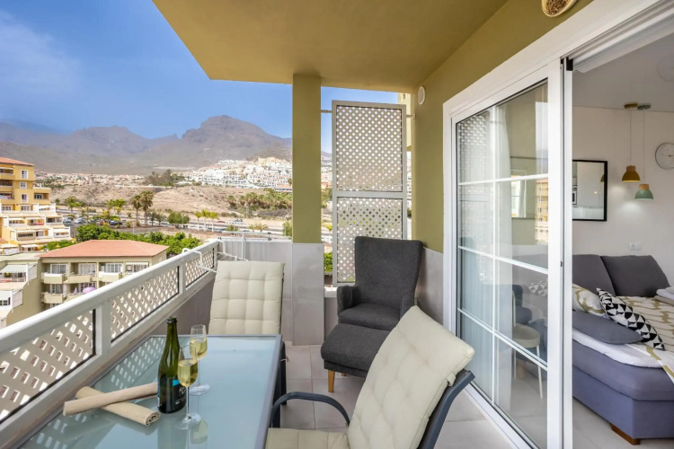 Orlando Eagle Nest by LoveTenerife