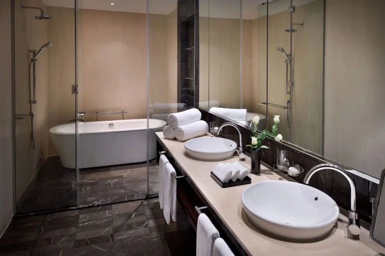 2 Bedrooms Suite