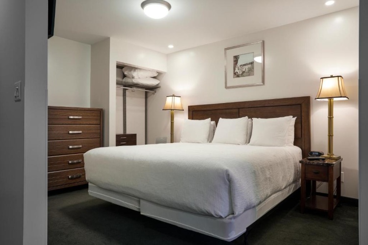 Executive Double Suite