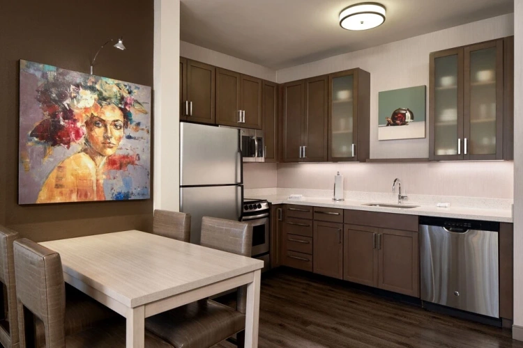 1 Bedroom Suite