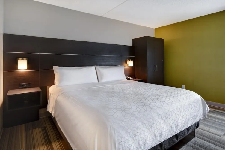 Standard Double room with park view