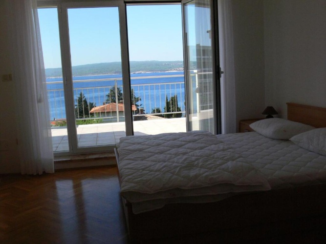 Studio with balcony and with sea view